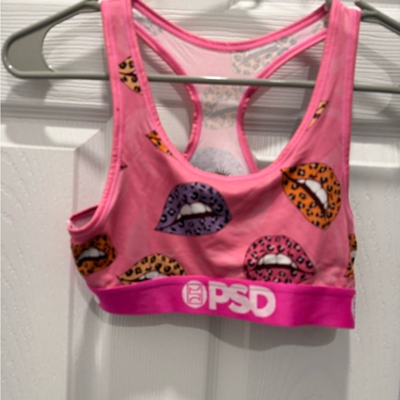 NWOT PSD Cheetah Lips Sports Bra Size Medium - Picture 2 of 4